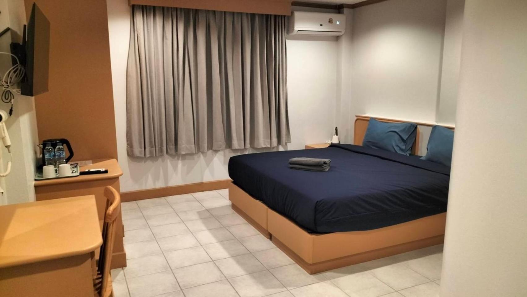 Jb House Patong 호스텔 외부 사진